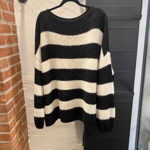 Meggy Oversized Sweater
